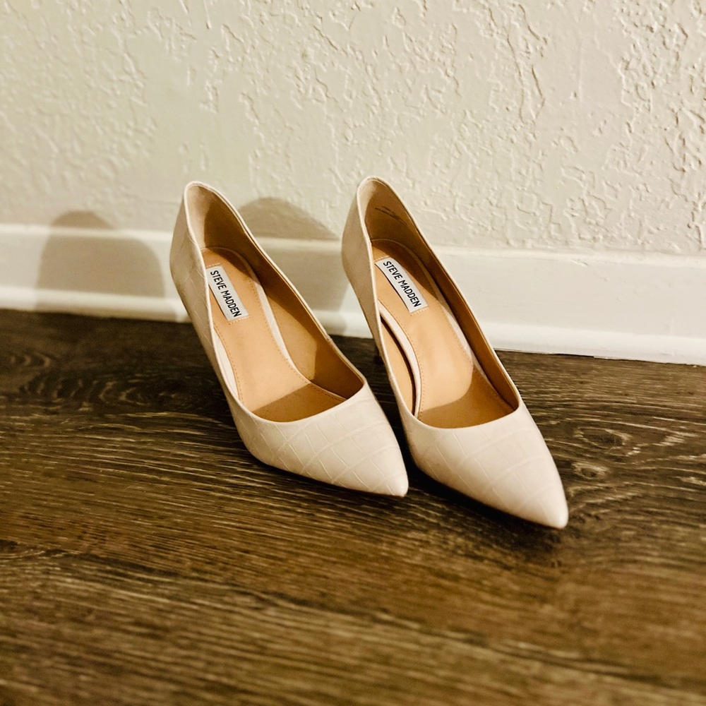 Steve Madden White Snakeskin Heels